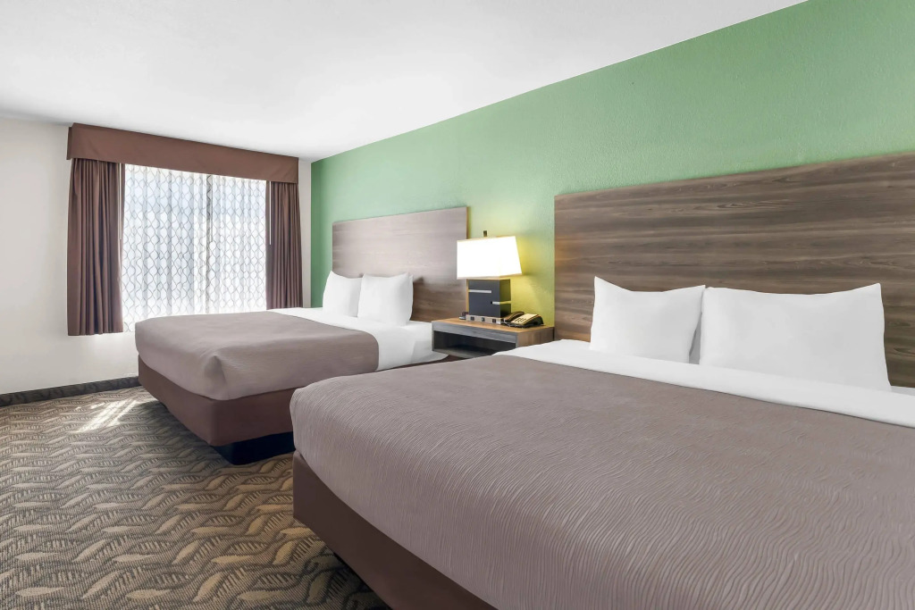 Quality Inn & Suites Salt Lake City Airport West