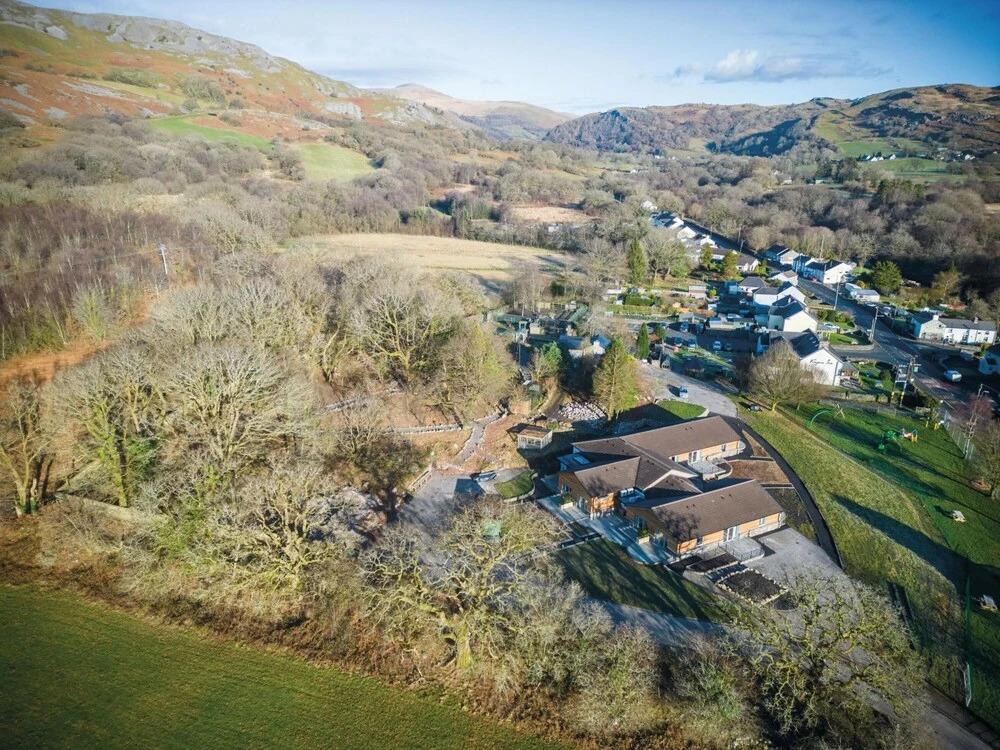 Suite 1 - Sleeping Giant Hotel - PEN Y CAE Inn