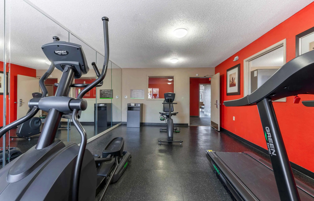 Extended Stay America Select Suites - Rockford - State Street