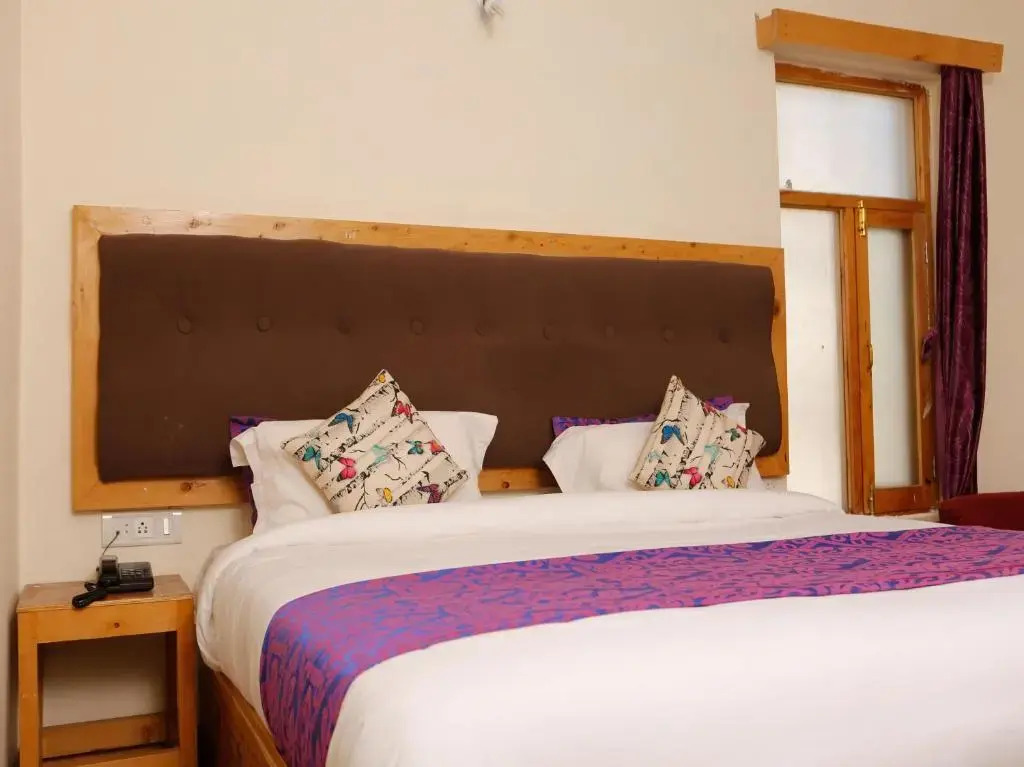 OYO 14402 Himalayan Villa