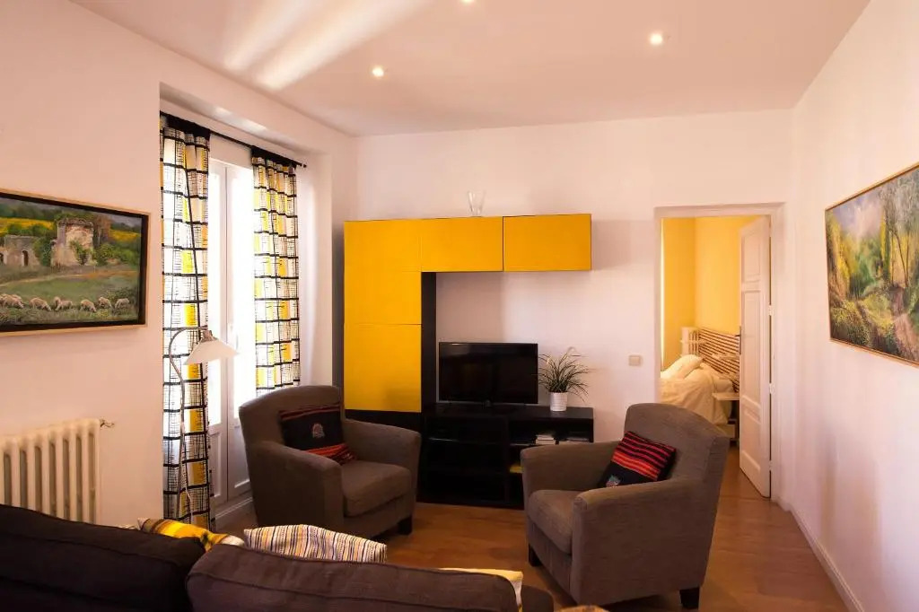 For You Rentals Chueca Apartment TEMPORAL SON1