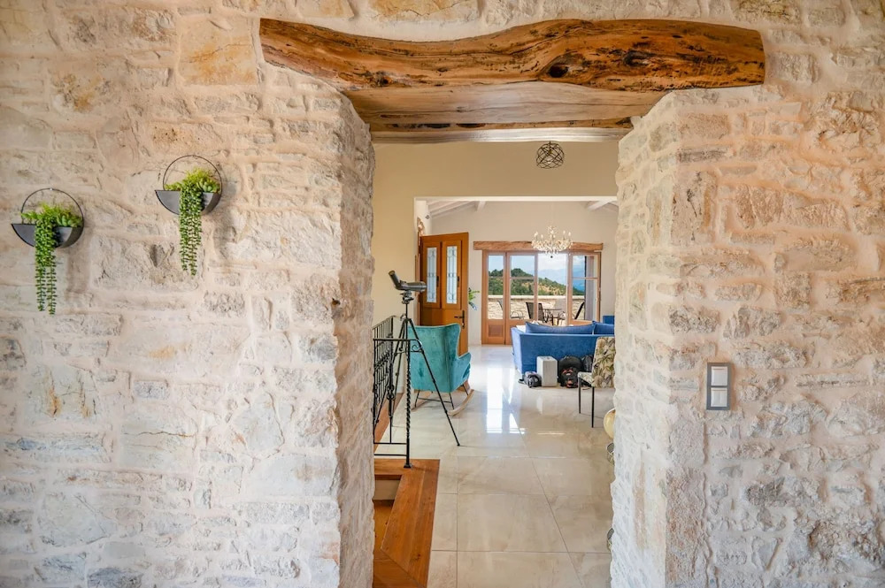 Bee Tree Villa