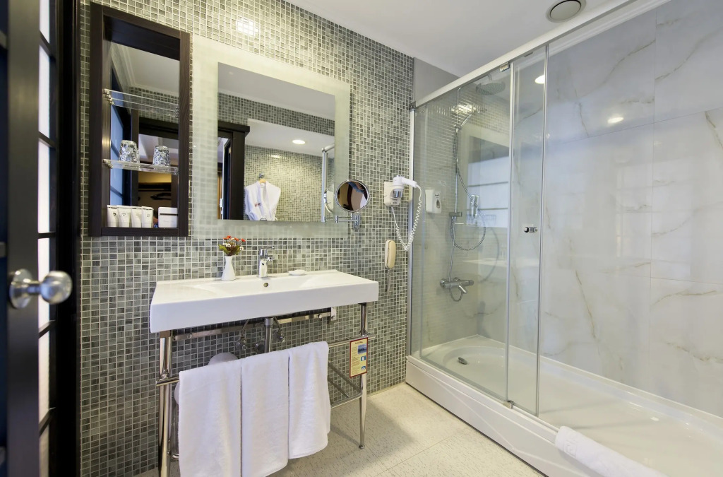 Limak Lara Deluxe Hotel & Resort Antalya