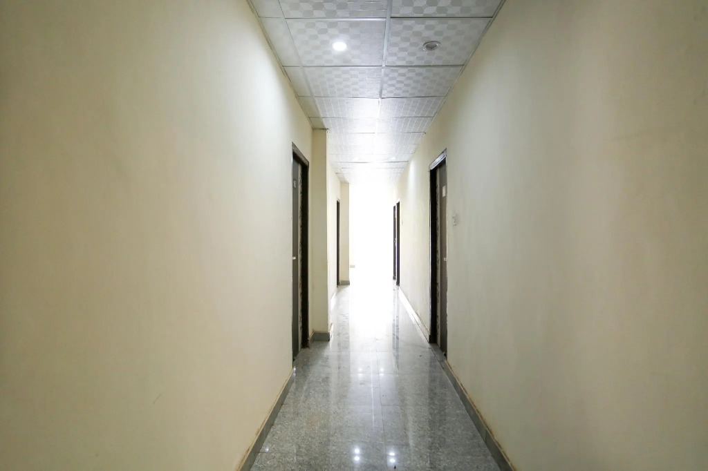 OYO 73928 Classic Residency