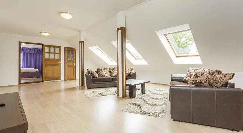 Raunex Apartment