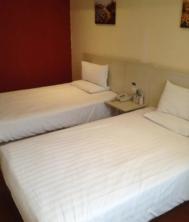 HanTing Hotel (Nanjing Xinjiekou Wutaishan Sports Center )