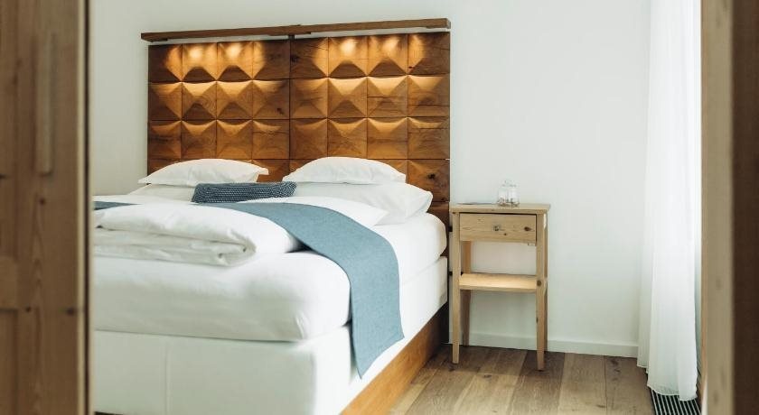 Mooser Hotel