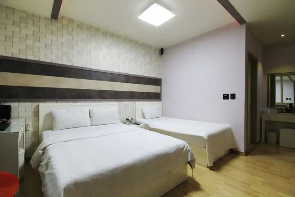One Motel