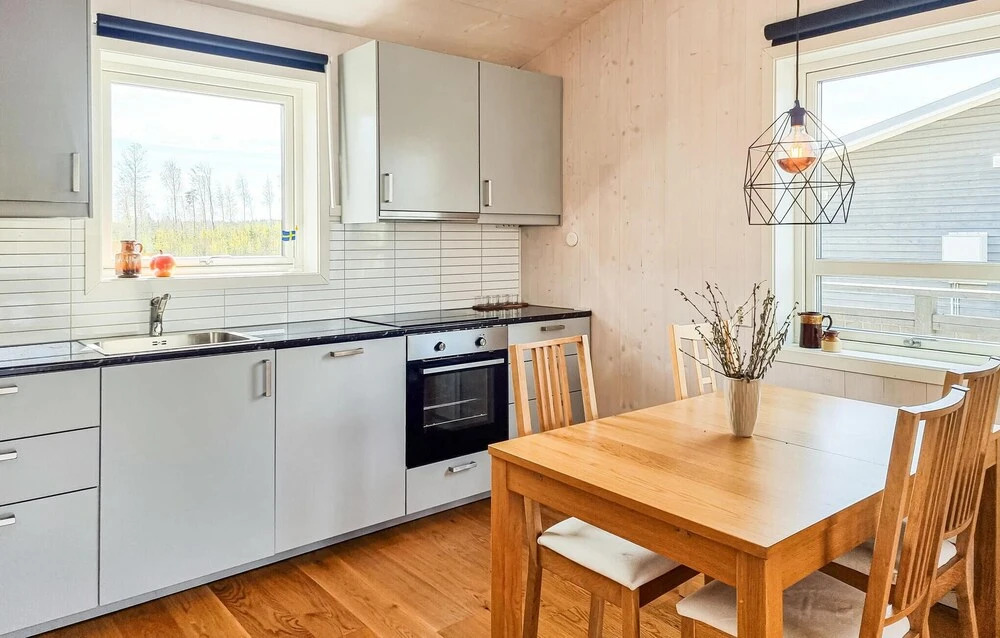 Lovely Home In Åsensbruk With Kitchen