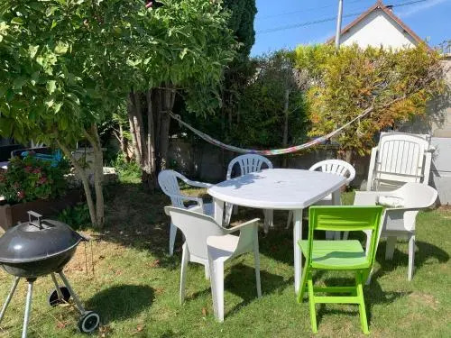 MaisonTevy - Appart 2 Chambres-4lits-Terrasse-Jardin & Studio-Confort-Climatisation- Idéale-Pro-Tourisme