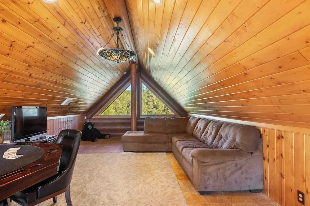 0.5mi to the Lake, Deck w/ Views, Poker Table Eagle Ridge Retreat by Avantstay