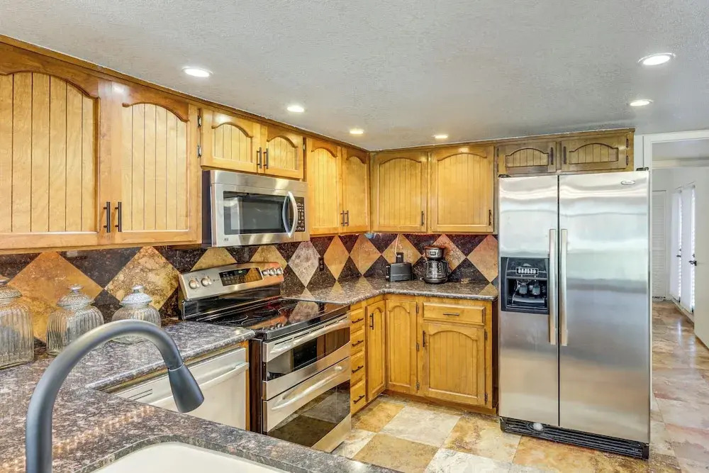 5 Mi to Colorado River: Yuma Gem w/ Pool Access!