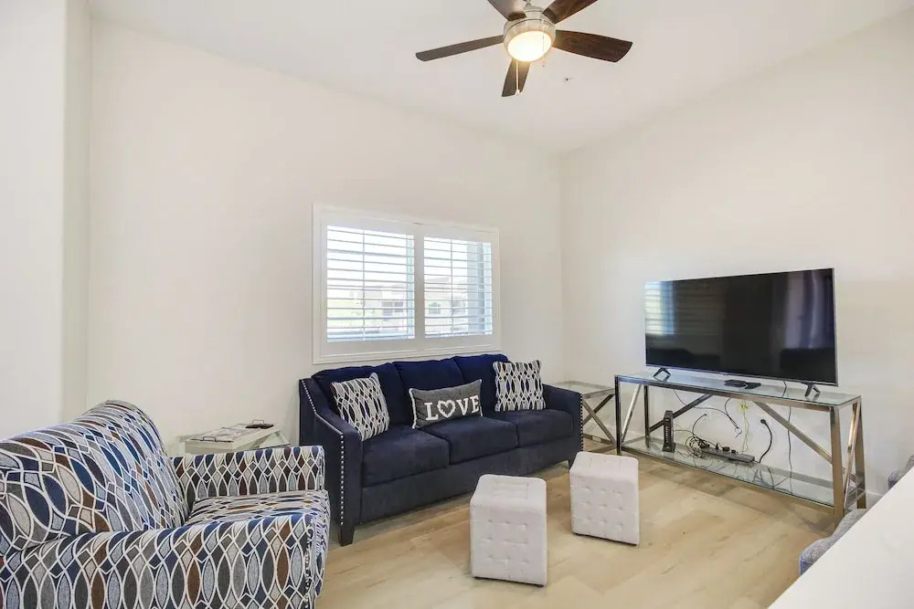Central Tucson Condo w/ Community Pool + Hot Tub!