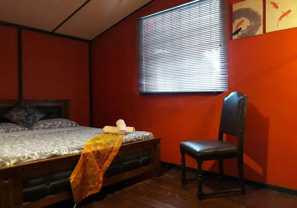 Treehouse Hostel