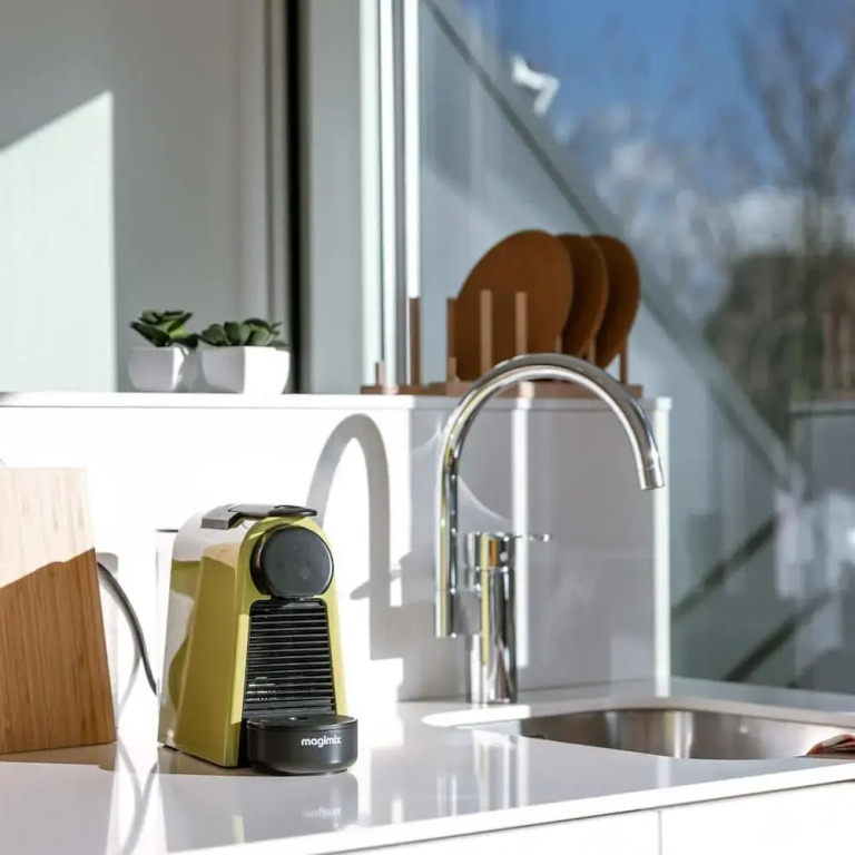 Bright Apartment Overlooking the 3 Towers of Ghent