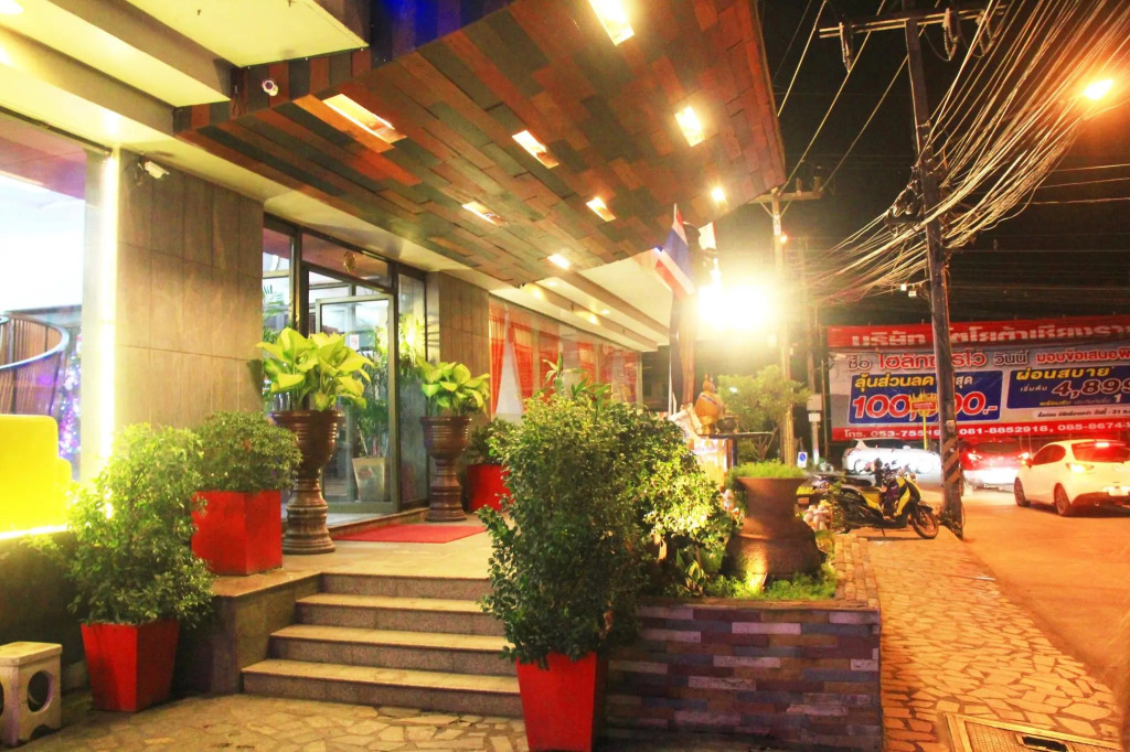 Ruenthip hotel
