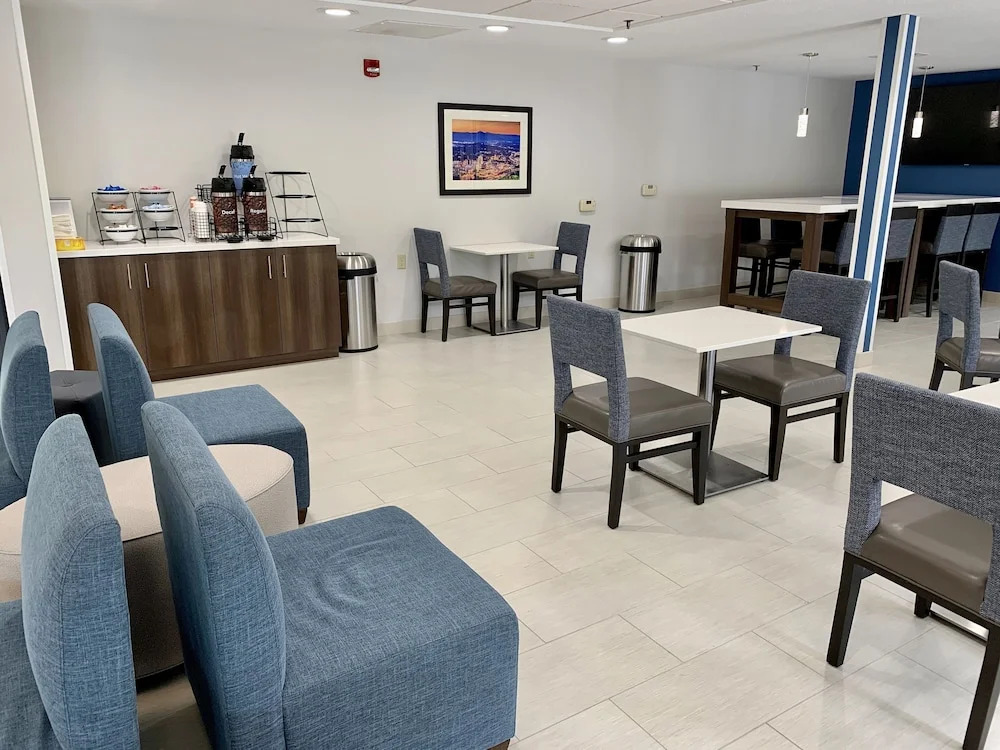 Red Roof Inn Roanoke - Troutville