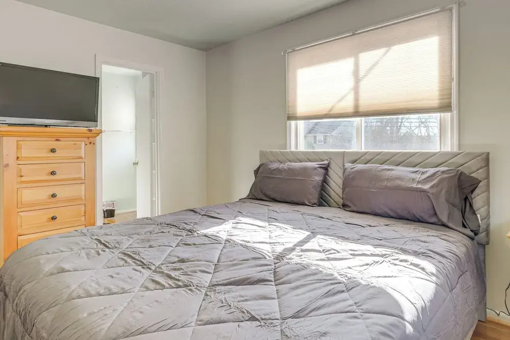 Work & Play Near DC: Extended Stay w/ Large Yard
