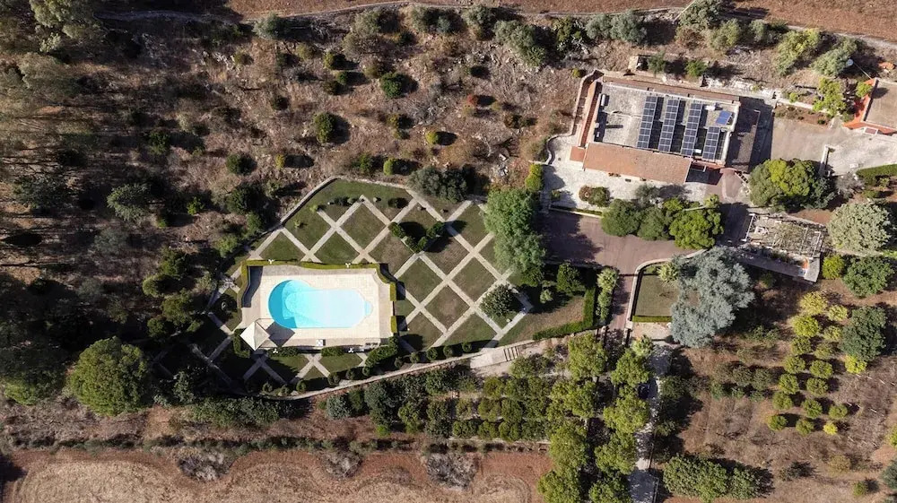 Villa Gaia with pool and garden- Happy Rentals