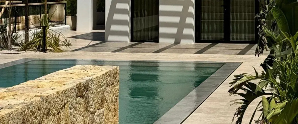 Villa Ankinára in Urla by Izmir