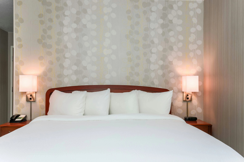 Courtyard by Marriott Roseville