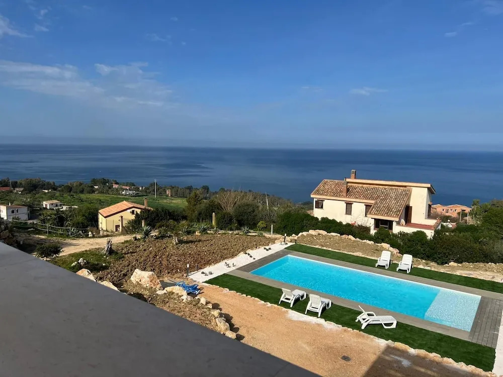 La Veranda Sul Mare Apartment 2 Km From the Zingaro Nature Reserve