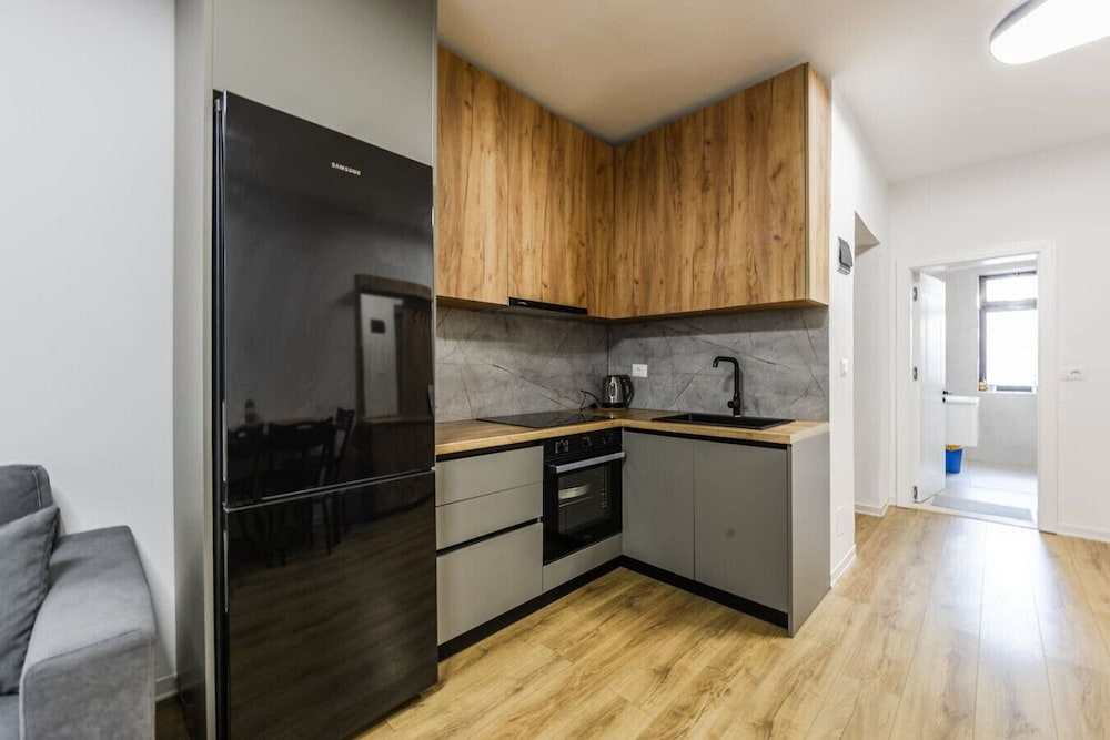 City Center Apartment Cozy 1BR With Patio