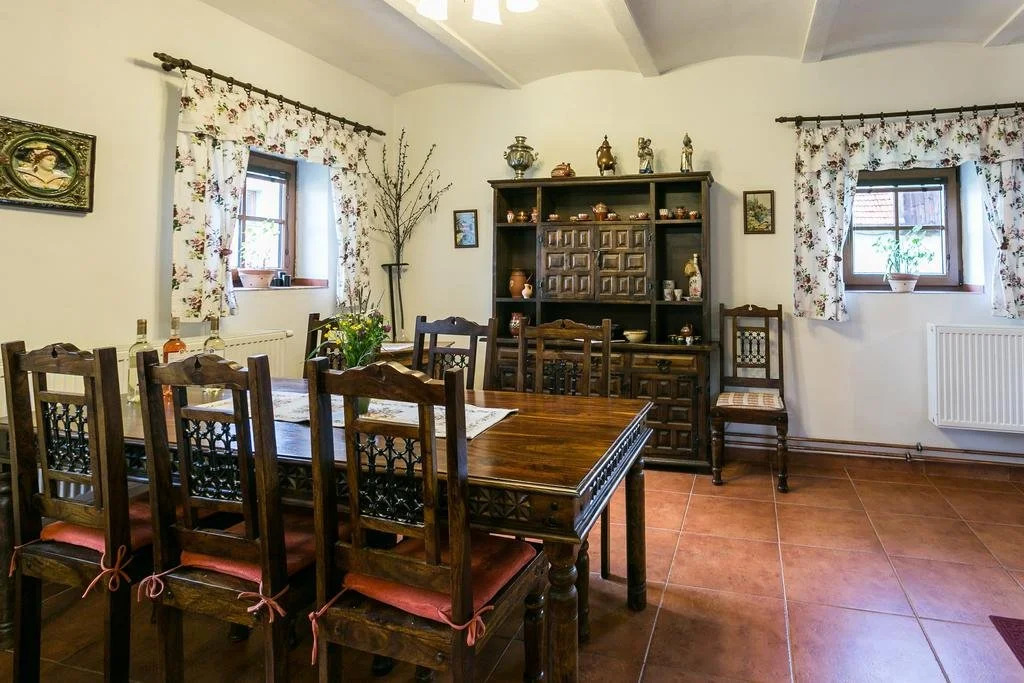 Villa Lypche