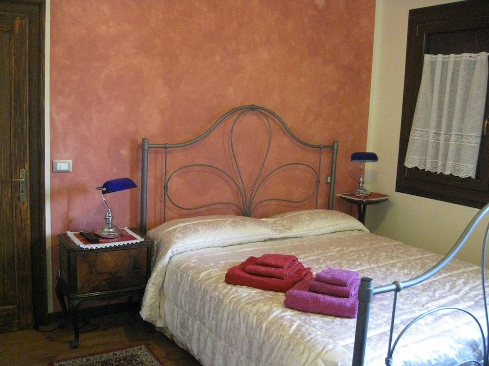 AGRITURISMO Barone Rosso