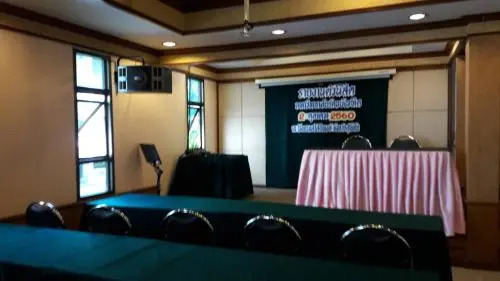 Sawasdipong Hotel