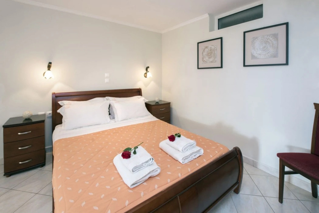 Sea Breeze Hotel & Apartments