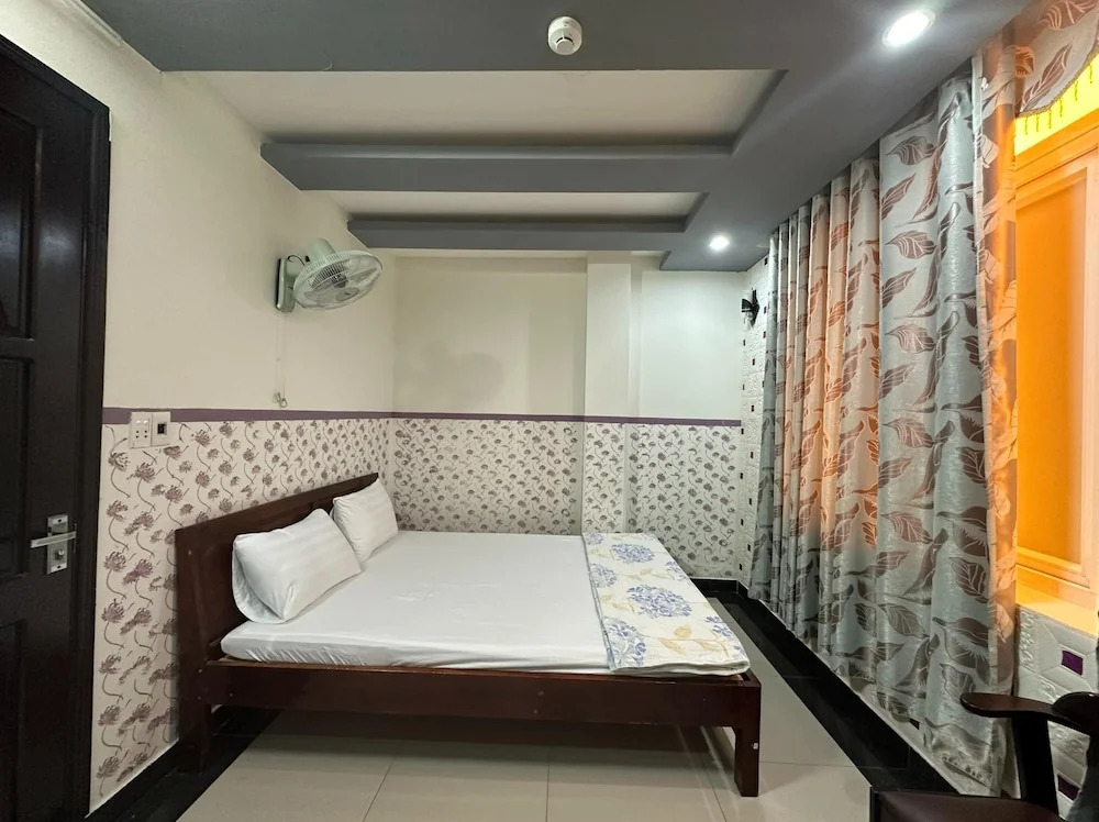 New Day Hotel