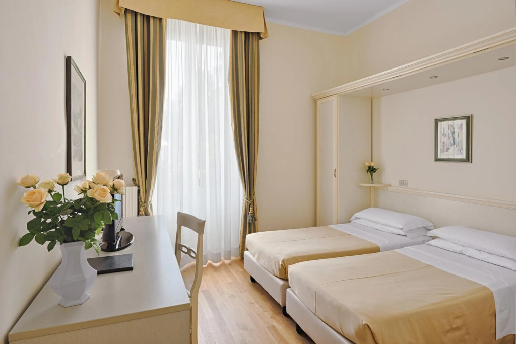 Hotel Paradiso