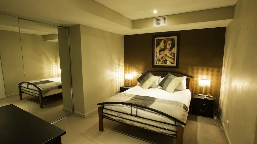 Adelaide North tce penthouse