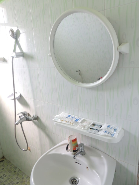Nay Chi Linn Hotel