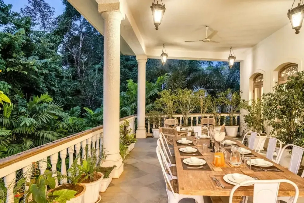 Villa Poorvi by Hireavilla - 4BHK Villa in Siolim with Pool and Forest View