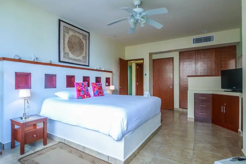 Ixchel 1BD suite by Skyrun