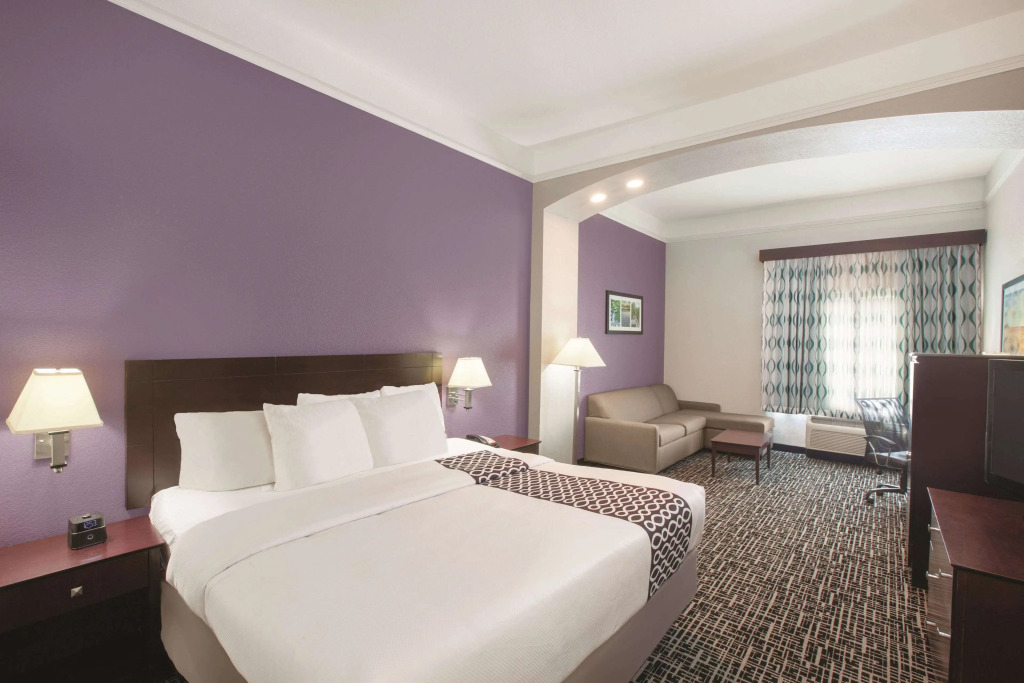 La Quinta by Wyndham Mansfield TX