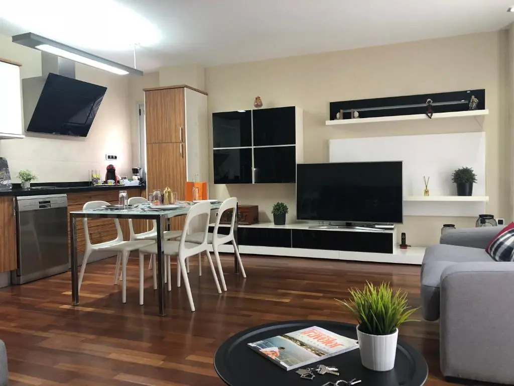 Perseus Vivienda Unifamiliar Con Terraza Y Jardín - Wifi - 3 Habitaciones - 2 Baños