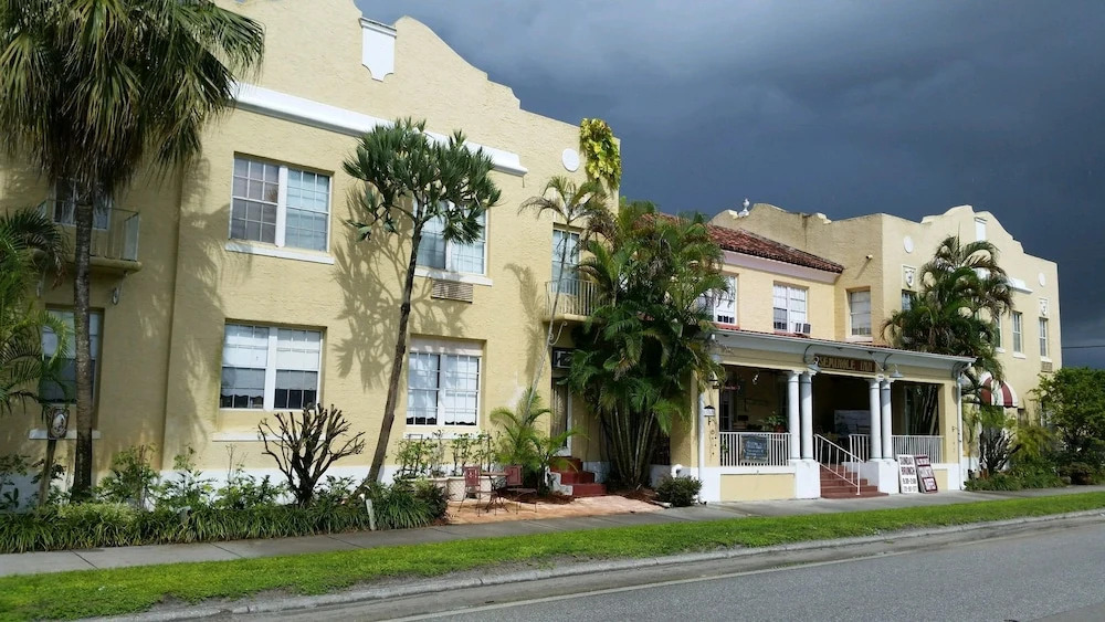 Seminole Inn