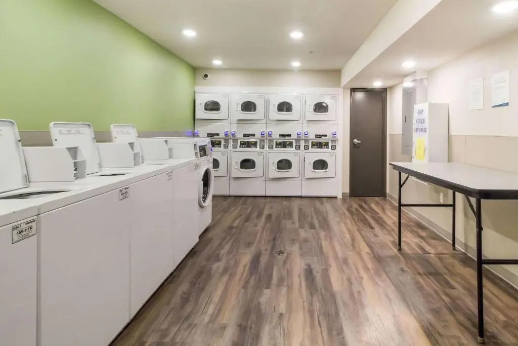 WoodSpring Suites Lake Jackson