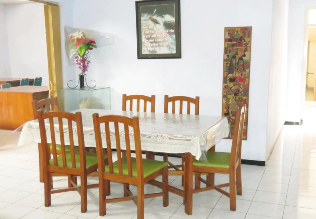 Wisma Tamu UKSW