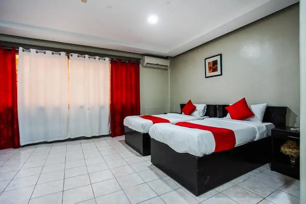 OYO 192 Tcc Condo-Hostel