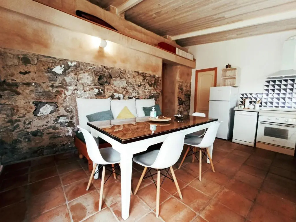 VALDEVAQUEROS HOUSE