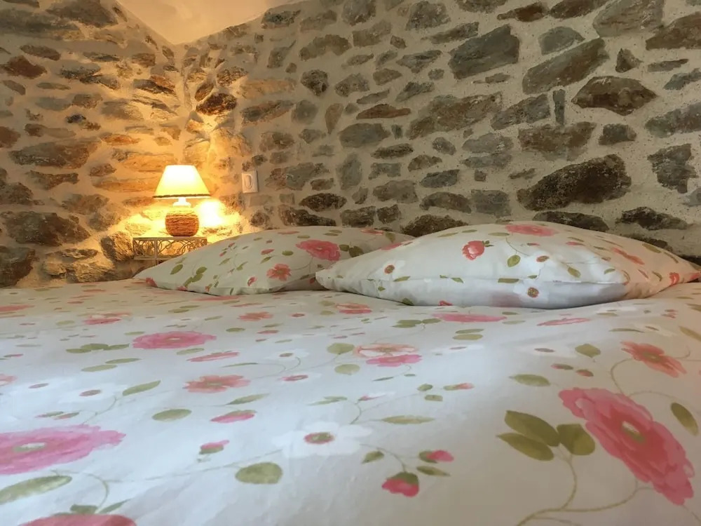 La Source Du Bonheur Chambres et Table dHôtes