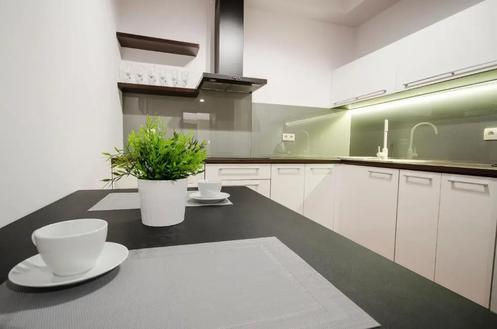 Friendhouse Apartments Angel City