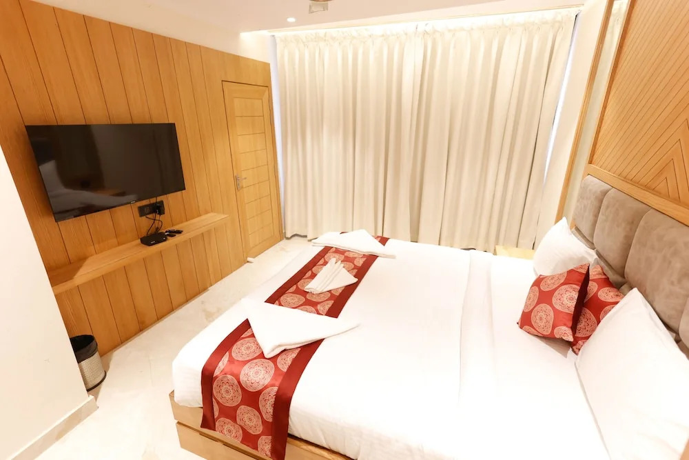 Hotel Sarc Inn
