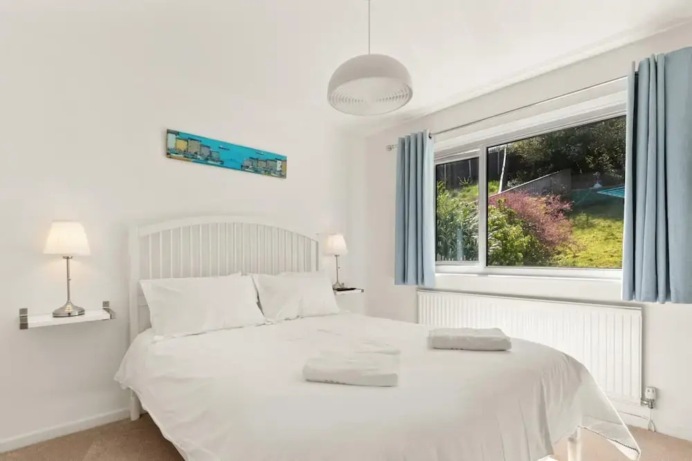 Am Byth - Spectacular Sea Views and Hot Tub