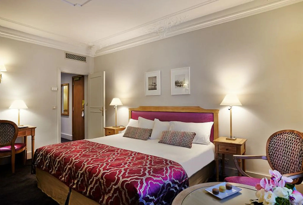 Hôtel Vernet Champs Elysées Paris