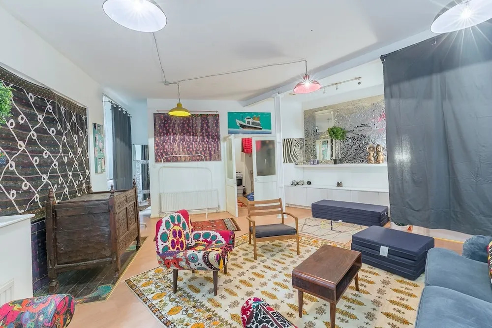 Delightful Bohemian Inspired Loft Space Shoreditch